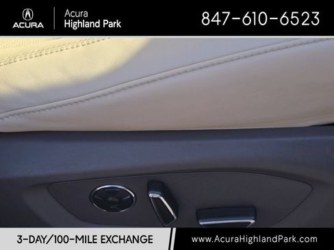 Used 2020 Ford Explorer Platinum w/ Premium Technology Package AWD/4WD image 7