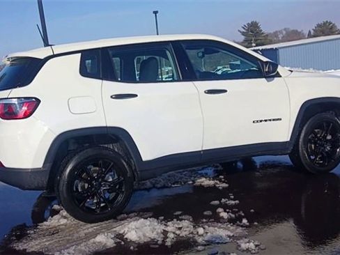 Used 2020 Jeep Compass Sport w/ Cold Weather Group image 3