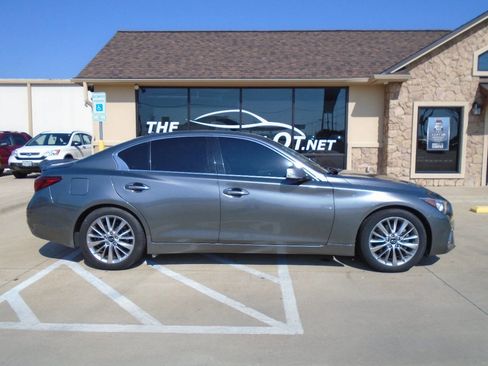 Used 2021 INFINITI Q50 Luxe image 5