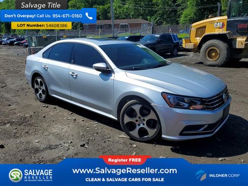 Used 2019 Volkswagen Passat 2.0T Wolfsburg FWD image 5