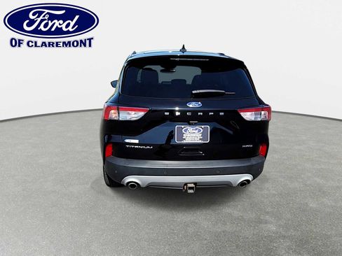 Used 2022 Ford Escape Titanium w/ Class II Trailer Tow Package AWD/4WD image 7