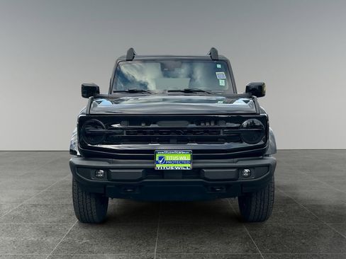 Used 2024 Ford Bronco Outer Banks image 2