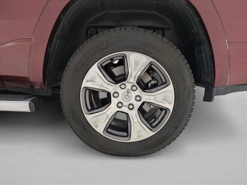 Used 2019 RAM 1500 Laramie AWD/4WD image 21