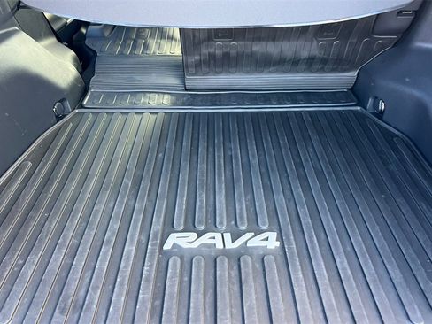 Certified 2022 Toyota RAV4 XSE image 14