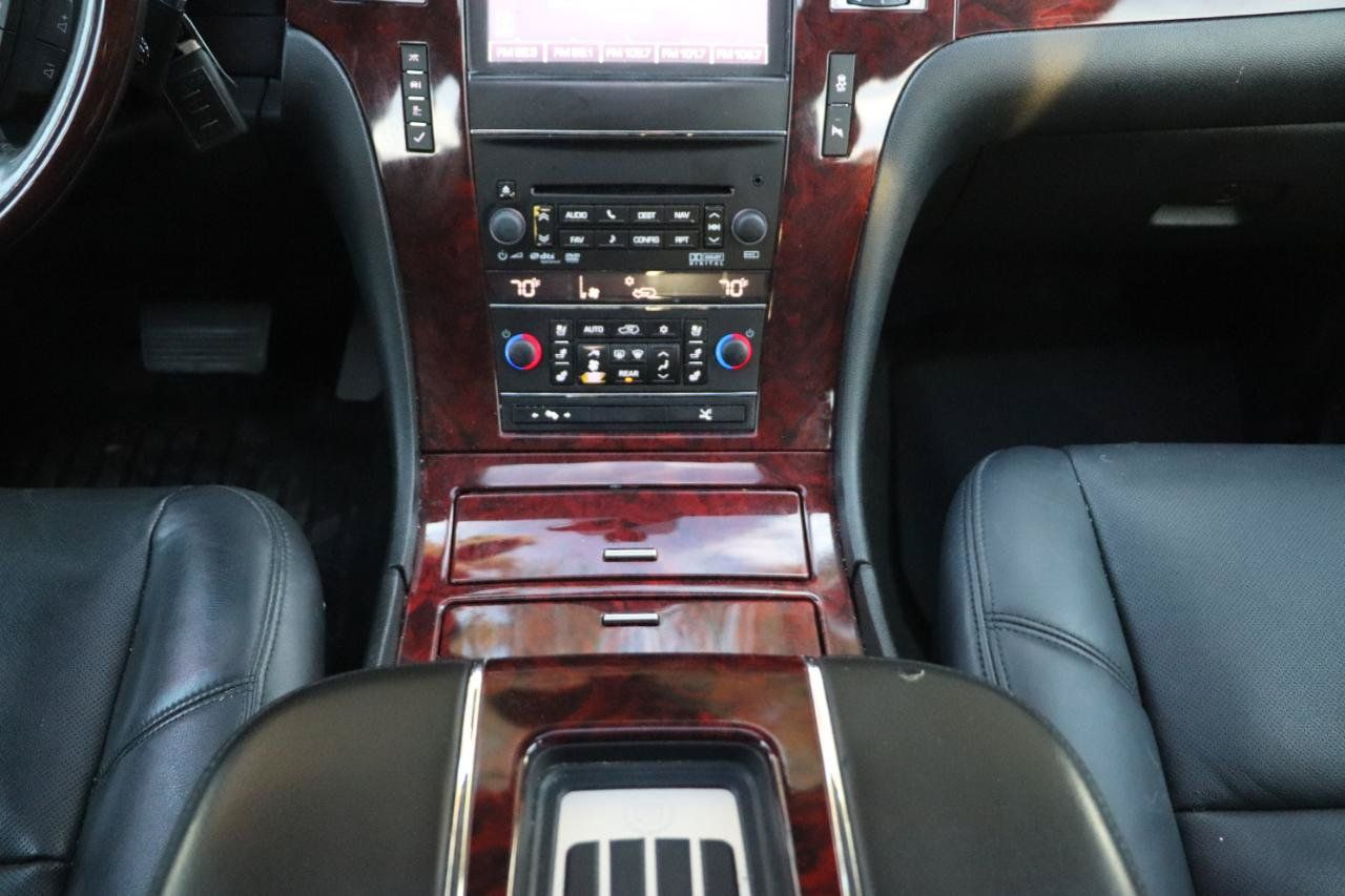 Used 2014 Cadillac Escalade ESV Premium AWD/4WD image 19