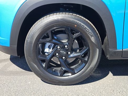 New 2026 Chevrolet Trax LT w/ Midnight Edition FWD image 10
