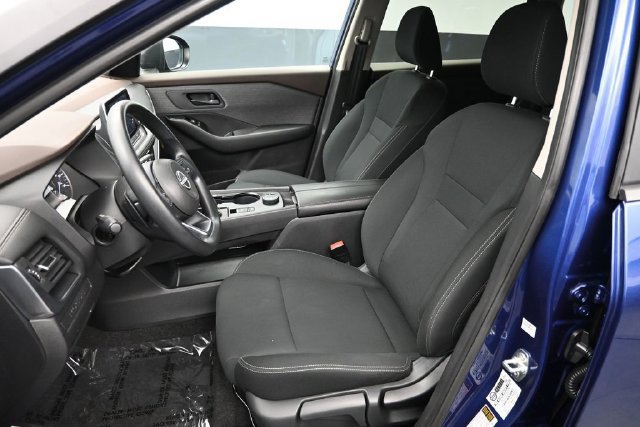 Used 2023 Nissan Rogue S AWD/4WD image 17