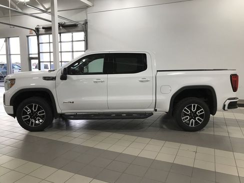 Used 2019 GMC Sierra 1500 AT4 w/ AT4 Premium Package image 2
