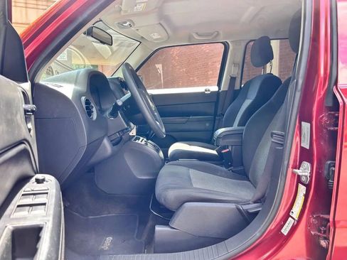 Used 2016 Jeep Patriot Sport w/ Power Value Group image 6