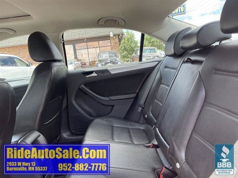 Used 2014 Volkswagen Jetta SE FWD image 12