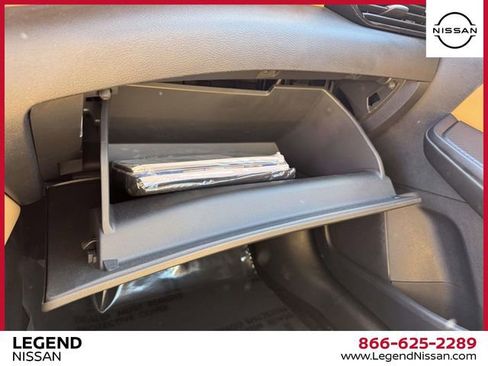 Used 2023 Nissan Sentra SV w/ SV Premium Package FWD image 33