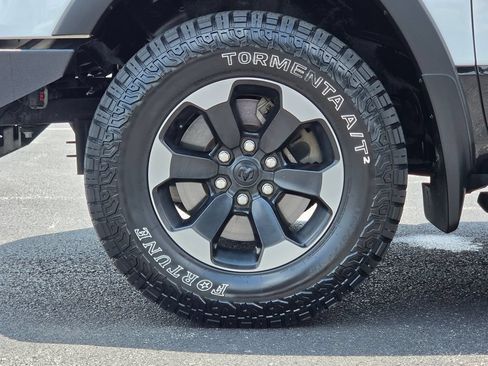 Used 2019 RAM 1500 Rebel AWD/4WD image 9