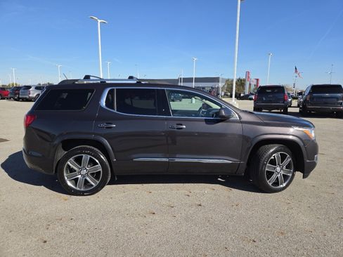 Used 2018 GMC Acadia Denali w/ Technology Package image 17