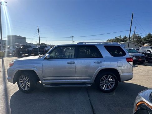 Used 2011 Toyota 4Runner Limited image 7