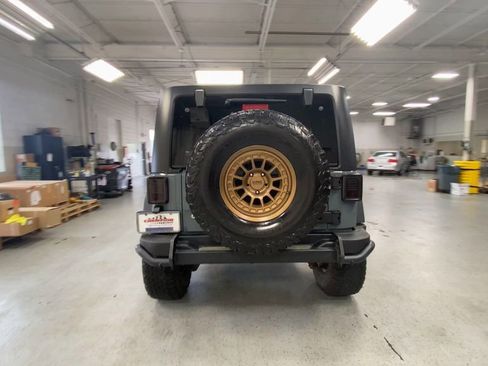 Used 2014 Jeep Wrangler Unlimited Sport AWD/4WD image 10