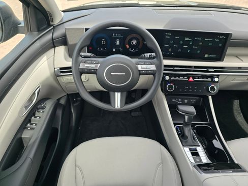 New 2026 Hyundai Tucson SEL FWD image 13