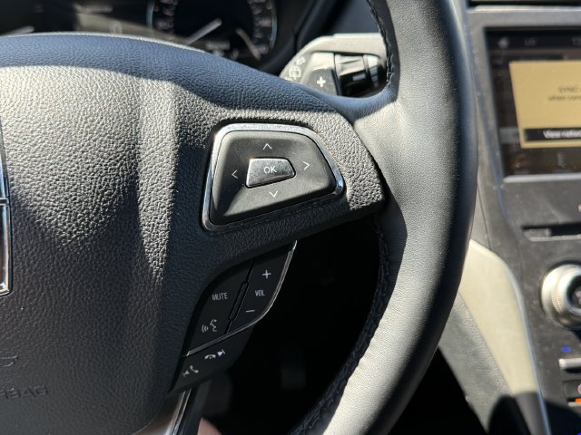 Used 2019 Lincoln MKC Reserve AWD/4WD image 17