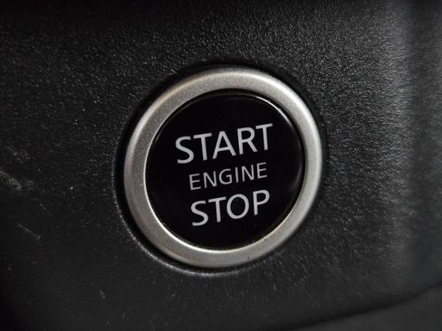 Certified 2023 Nissan Rogue SV FWD image 28