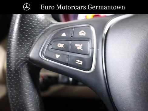 Used 2018 Mercedes-Benz C 300 4MATIC Sedan image 13