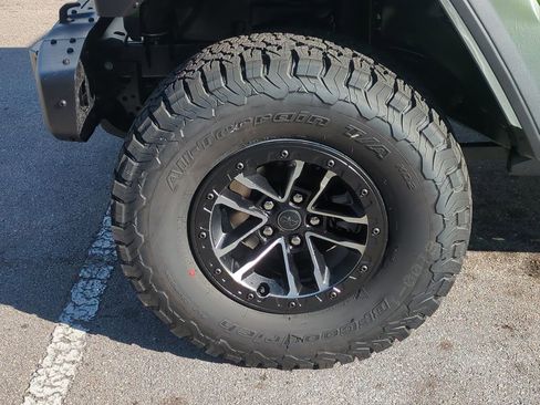 New 2026 Jeep Wrangler Unlimited Rubicon 392 w/ Quick Order Package 27X Moab AWD/4WD image 11