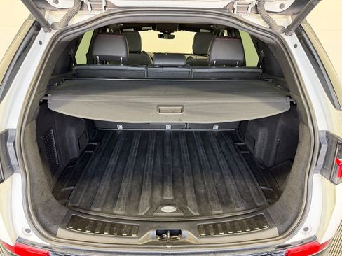 Used 2020 Land Rover Discovery Sport S R-Dynamic AWD/4WD image 31