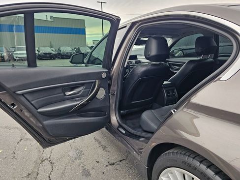 Used 2012 BMW 328i Sedan image 16