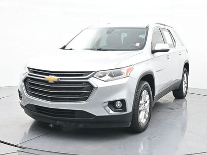 Used 2021 Chevrolet Traverse LT