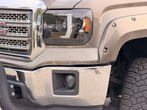Used 2014 GMC Sierra 1500 SLE w/ SLE Value Package AWD/4WD image 8