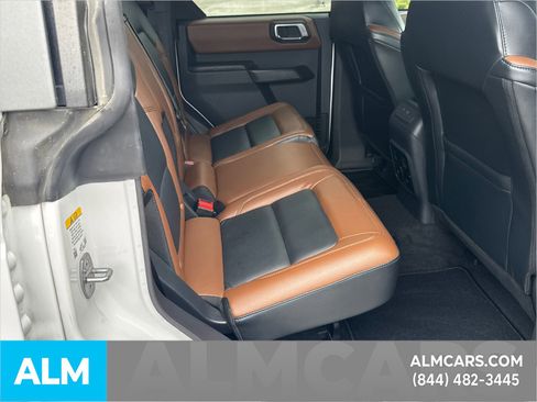 Used 2024 Ford Bronco Outer Banks w/ Sasquatch Package image 18