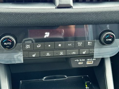 New 2026 Subaru Outback Limited AWD/4WD image 19