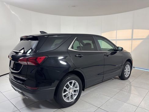 Used 2023 Chevrolet Equinox LT image 5