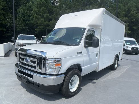 New 2025 Ford E-350 and Econoline 350 Super Duty w/ Power Equipment Group image 6