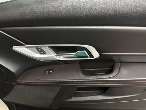 Used 2015 GMC Terrain SLE FWD image 17