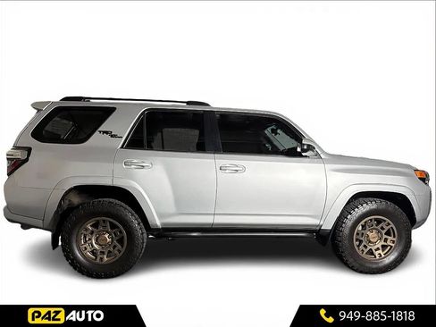 Used 2020 Toyota 4Runner TRD Off-Road AWD/4WD image 6