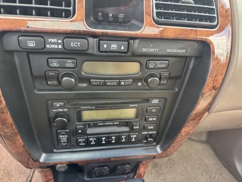 Used 1999 Toyota 4Runner Limited AWD/4WD image 20