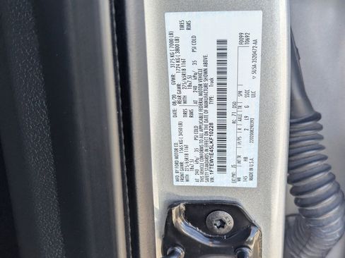 Used 2020 Ford F150 Lariat w/ FX4 Off-Road Package image 30