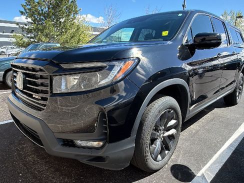 Used 2021 Honda Ridgeline Sport image 4