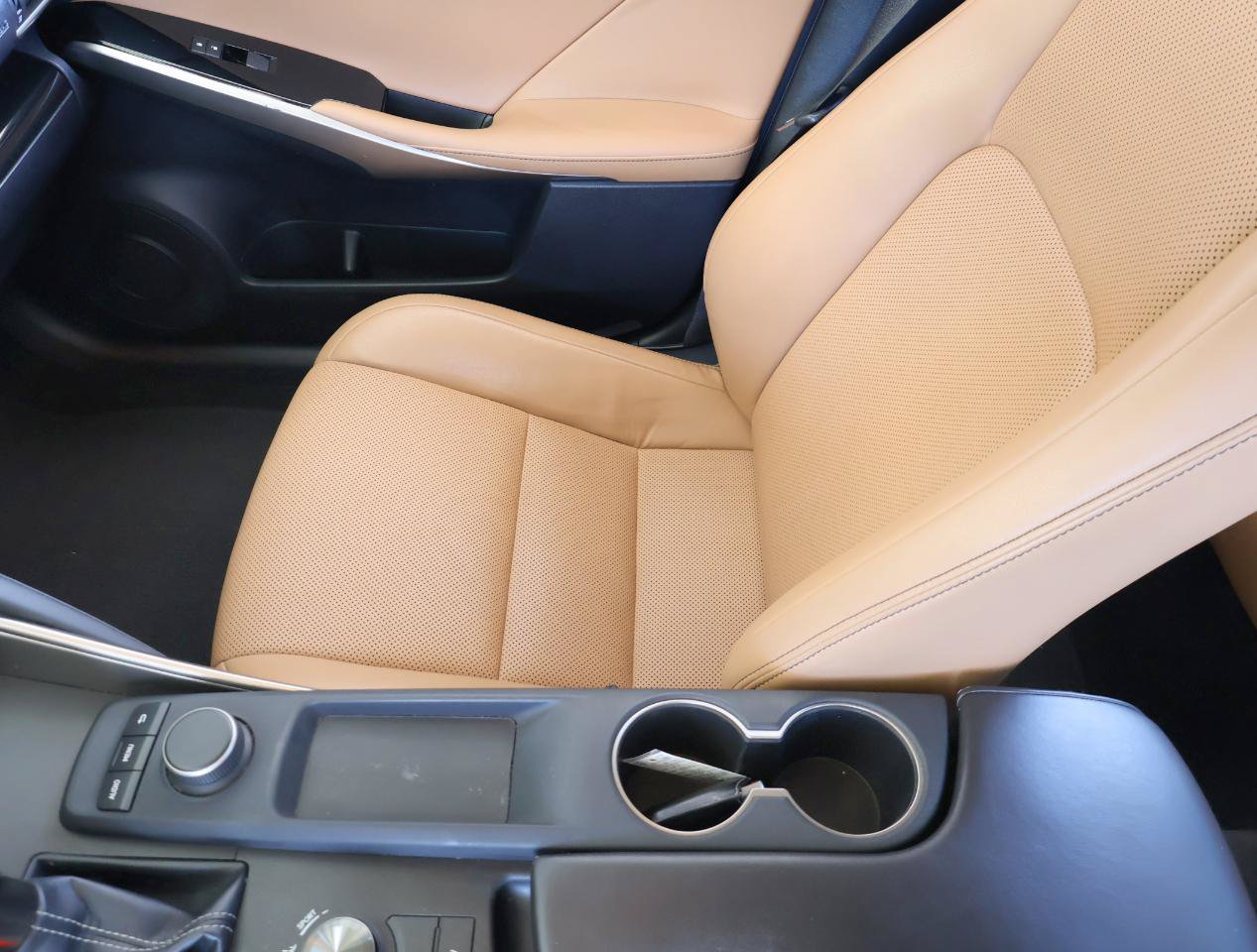 Used 2018 Lexus IS 300 w/ Accessory Package 2 RWD image 19