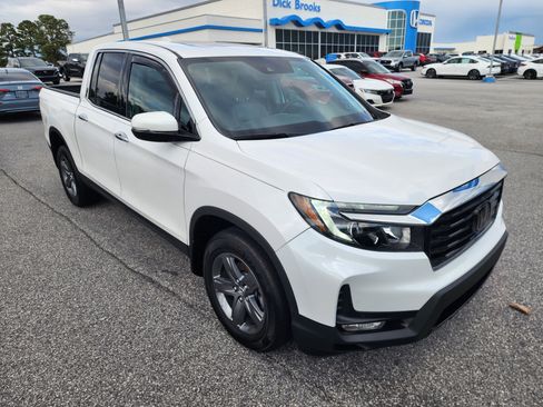 Certified 2023 Honda Ridgeline RTL-E image 2