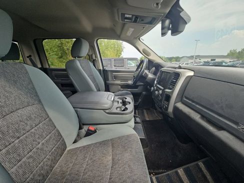Used 2019 RAM 1500 Big Horn AWD/4WD image 4