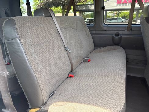 Used 2020 Chevrolet Express 3500 LT w/ LT Preferred Equipment Group RWD image 15