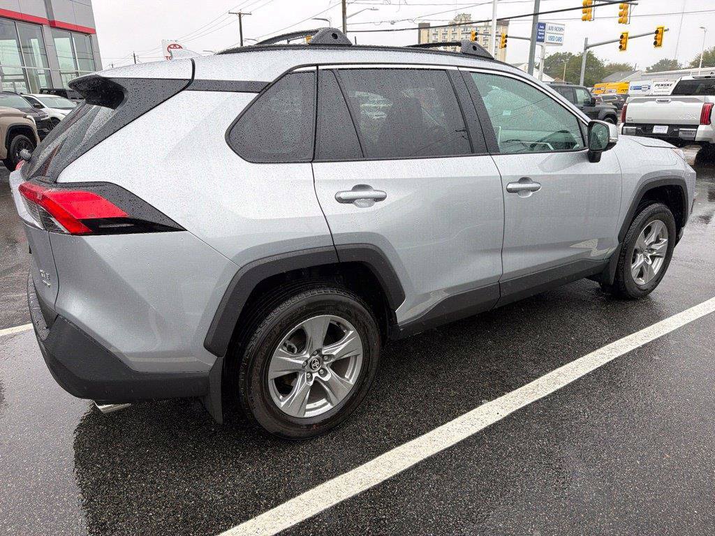 Used 2025 Toyota RAV4 XLE w/ Convenience Package AWD/4WD image 7