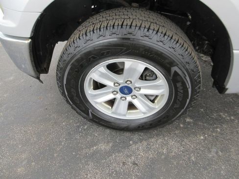 Used 2018 Ford F150 XLT AWD/4WD image 15