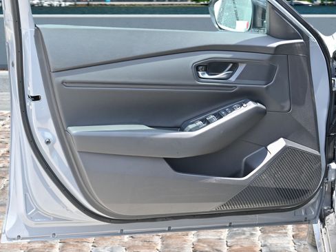 New 2025 Honda Accord SE image 10