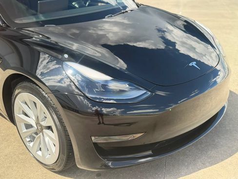 Used 2023 Tesla Model 3 Standard Range RWD image 5