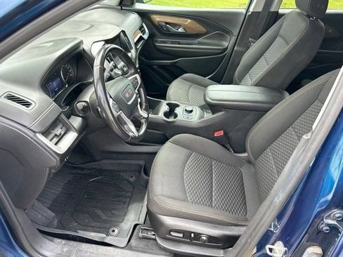 Used 2021 GMC Terrain SLE w/ Driver Convenience Package FWD image 11