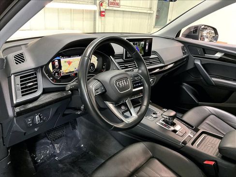 Used 2020 Audi Q5 e Premium Plus AWD/4WD image 17