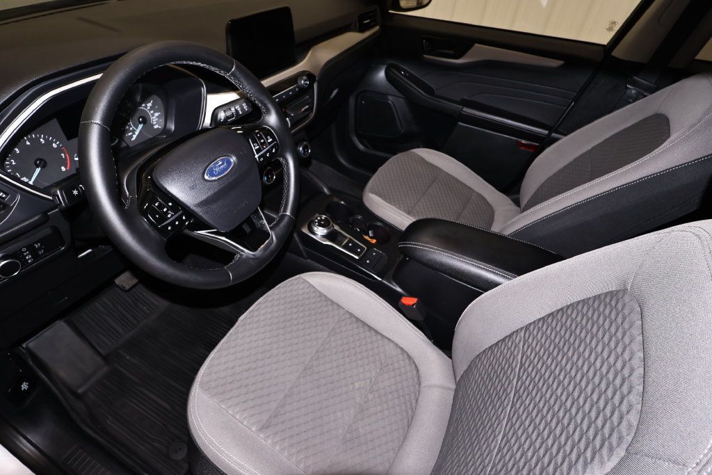 Certified 2022 Ford Escape SE w/ Convenience Package FWD image 32