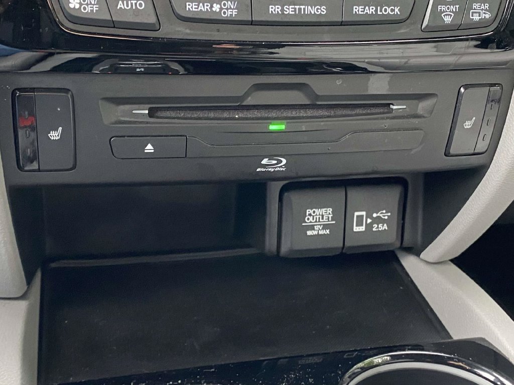 Used 2019 Honda Pilot Touring image 28