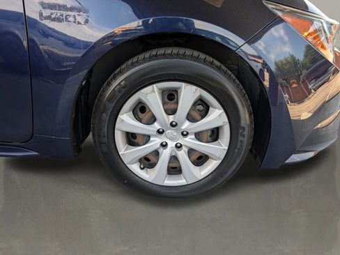 Used 2021 Toyota Corolla LE FWD image 12